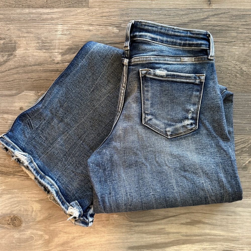KanCan mid rise wide leg jeans